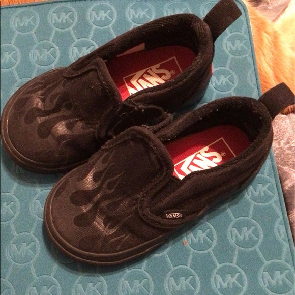 Vans - Picture 3 of 3